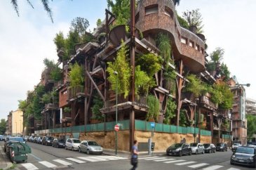 Şehrin ortasında 'ağaç apartman'