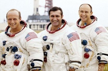 Eski NASA astronotundan 'dünya dışı yaşam' açıklaması