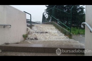 Bursa'yı sel aldı

