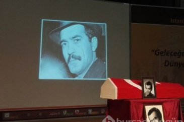 Fikret Hakan'a veda
