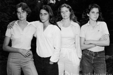 1975'den beri kendilerini fotoğrafladılar!