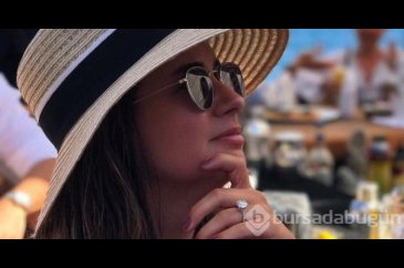 Buse Terim'den yüzük şov
