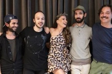 Serenay Sarıkaya ve Şeyma Subaşı pişti oldu!