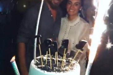 Engin Altan Düzyatan'a sürpriz parti