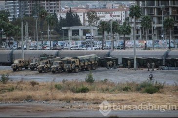 Suriye sınırına askeri sevkiyat devam ediyor
