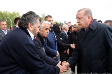 Şehit Yüzbaşı son yolculuğuna uğurlandı