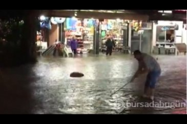 Alt geçit sular altında kaldı