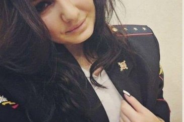 Rusya'nın en güzel polisi seçildi