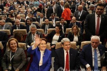 Meral Akşener partisini böyle duyurdu