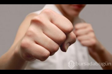 Yumruğunuzun şekli kişilik ve aşk hayatınızı ele veriyor