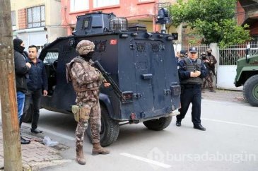 Özel harekat balkondan girdi, böyle çıkardı