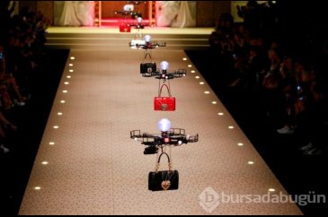 Defileye "drone"lar çıktı!