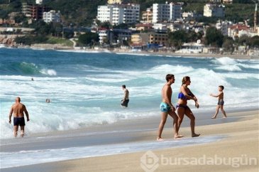 İstanbul'da kar Alanya'da deniz keyfi