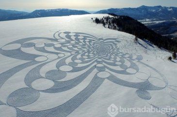 Kar ressamı Simon Beck'ten kar üzerinde sanat eserleri
