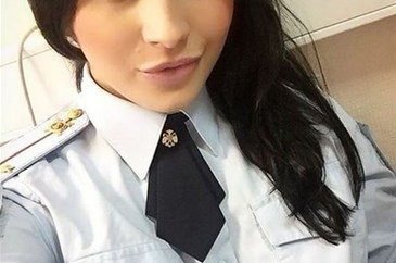 Bu polisler sosyal medyayı sallıyor!
