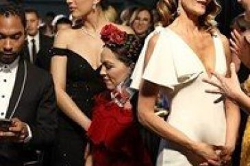 Oscar gecesinde objektiflere takılanlar
