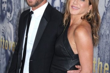 Jennifer Aniston, Brad Pitt iddialarına yanıt verdi