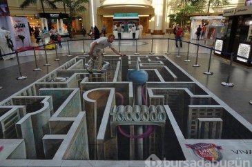 Sokaklar 3D boyama sanatıyla güzelleşti