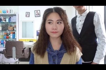 Sosyal medya fenomeni ofiste öyle bir şey yaptı ki! 
