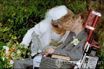 İşte Hawking'in film gibi aşk hayatı! 