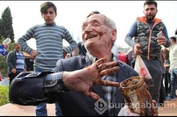 Mesir macunu almak isteyen amcaya öyle birşey oldu ki! 