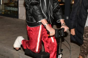 Motosikletten indi scooter'a bindi! 