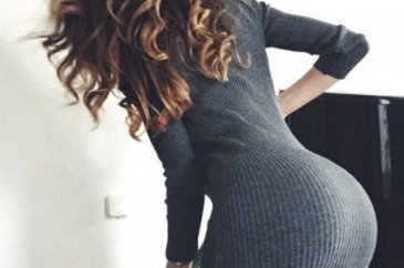 En seksi hakem göz kırpıyor