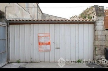Kapı açılınca çok şaşıracaksınız! Dışarıdan garaj ama içi!
