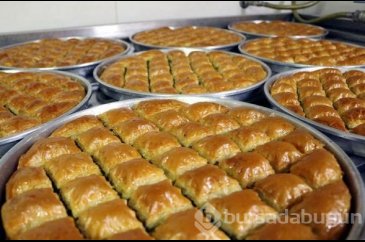 Yaz tatilinde formda kalmak isteyenler! Hangi tatlı kaç kalori?