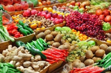 Aralarında domatesin de bulunduğu bu besinleri tüketirken dikkatli ...