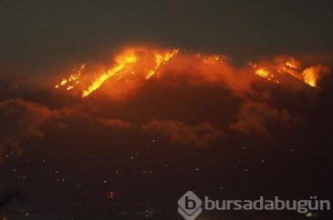 Yanardağda patlama: 7 dakika sürdü, 2000 metreye yükseldi

