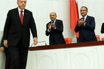 Cumhurbaşkanı Erdoğan, Meclis'te yemin etti