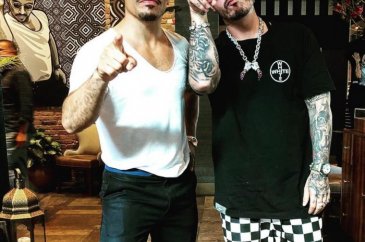 Nusret bu kez J Balvin ile tuzladı (Müdavimi olan ünlü isimler)