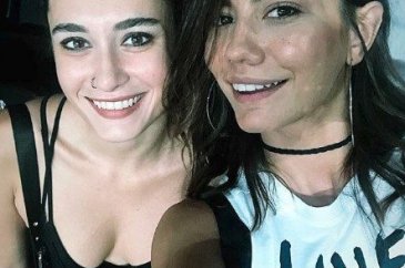 Ünlü isimler Shakira konserinde