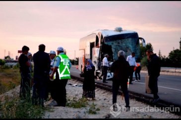 Amasya'da yolcu otobüsü TIR'a çarptı: 23 yaralı