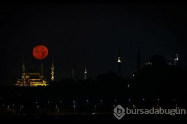İstanbul'da dolunay