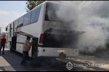 Seyir halindeki otobüste yangın
