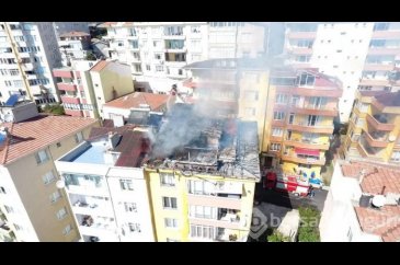Kurban eti kavururken çatıyı yaktı