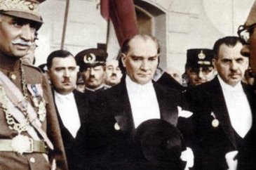 Genelkurmay'dan renkli Atatürk fotoğrafları