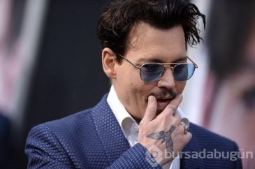 Johnny Depp eski avukatına karşı zafer kazandı