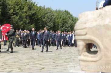 Büyük Zaferin 96'ncı yılı kutlamaları kapsamında ilk tören Anıtkabi...