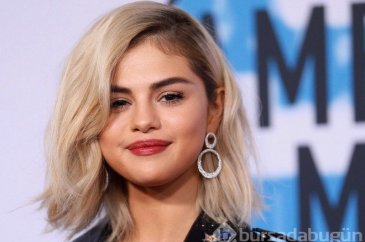 Selena Gomez yılın kadını seçildi!