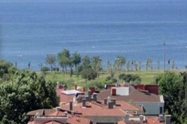 Gökçe Bahadır çatı katına servet ödedi
