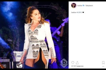Ünlü şarkıcı Hadise, dekolteli beyaz elbisesiyle göz kamaştırdı!
