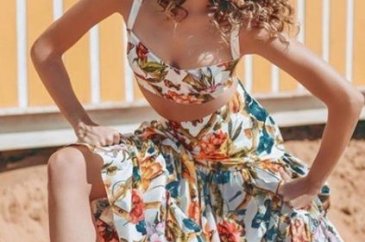 Sinem Kobal'ın Instagram paylaşımları...
