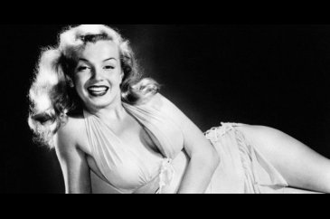 Marliyn Monroe'nun daha önce hiçbir yerde görmediğiniz fotoğrafları...