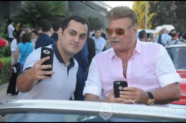 Adana'da 'Sevgi Korteji'

