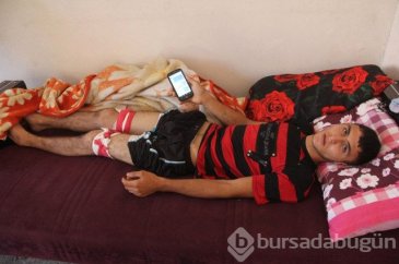 Facebook'ta fotoğrafına yorum yapan saldırganla tartıştı, bacakları...