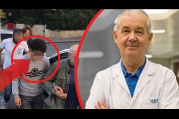 Öldürülen doktor için hastane önünde tören