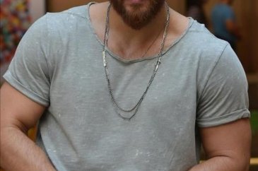 Can Yaman'ın annesi Gülden Yaman'ı ablası sandılar (Ünlüler ve anne...